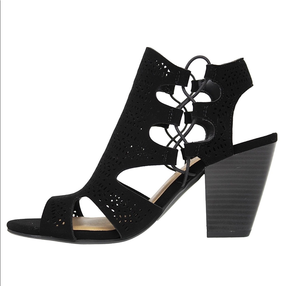 NIB Open Toe Perforated Elasticize Side Sandal - Picture 7 of 8